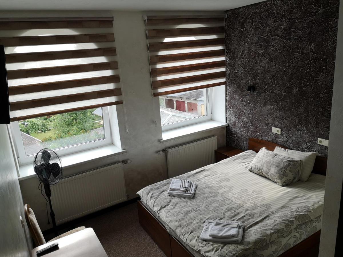 Bed and Breakfast Pas Neriju Skuodas Esterno foto